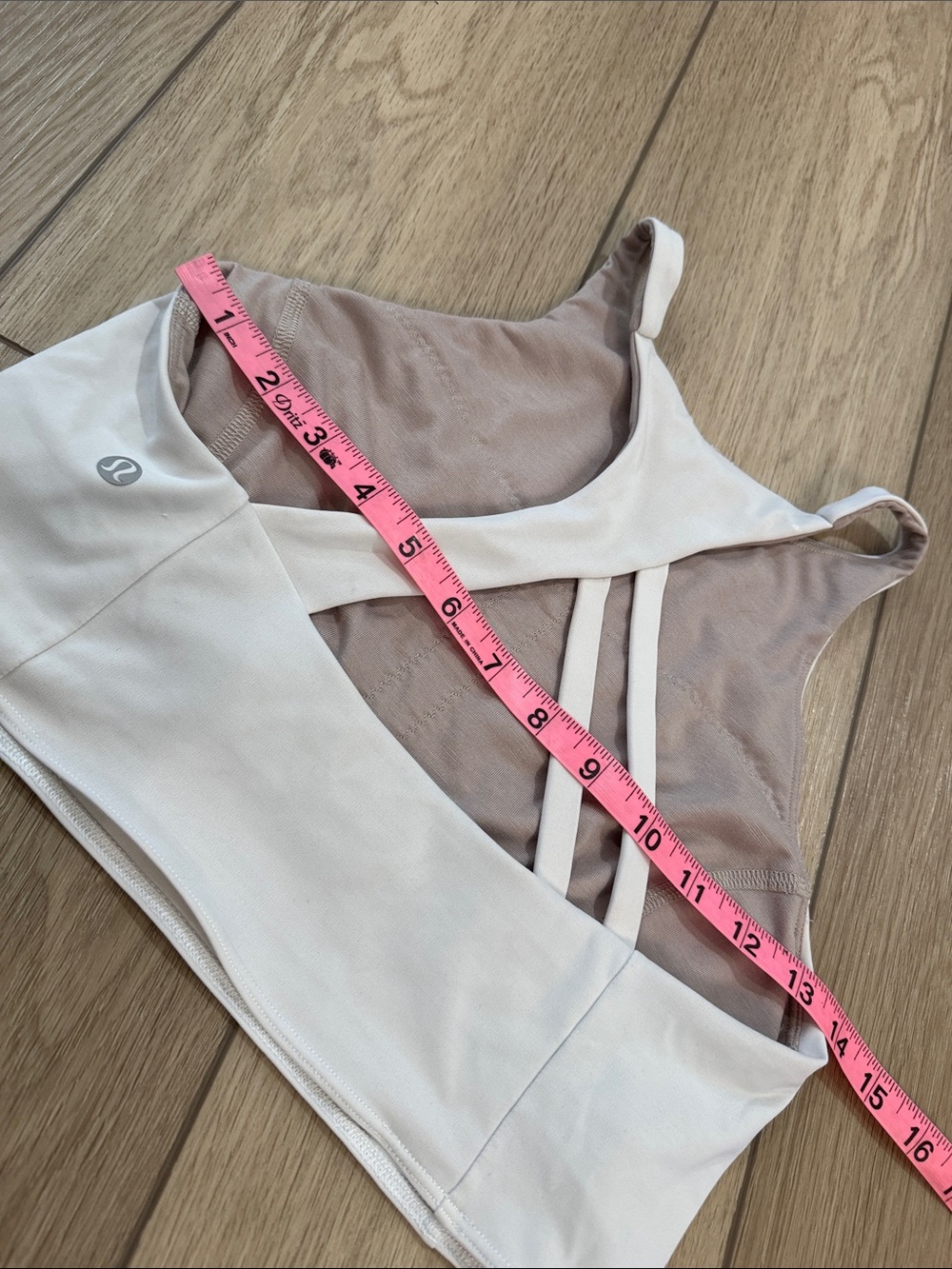 Lululemon Strong Lines Bra Medium Support Sports Bra Sz 8 White high neck run - Picture 6 of 12